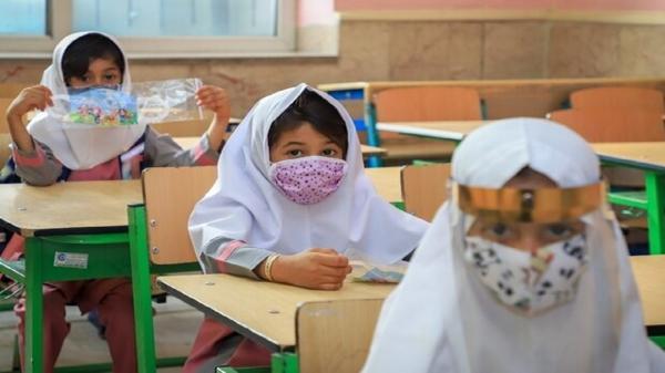 مدارس کم جمعیت کردستان از مهرماه بازگشایی می شوند